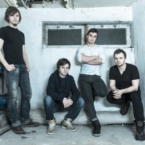 Disperse band