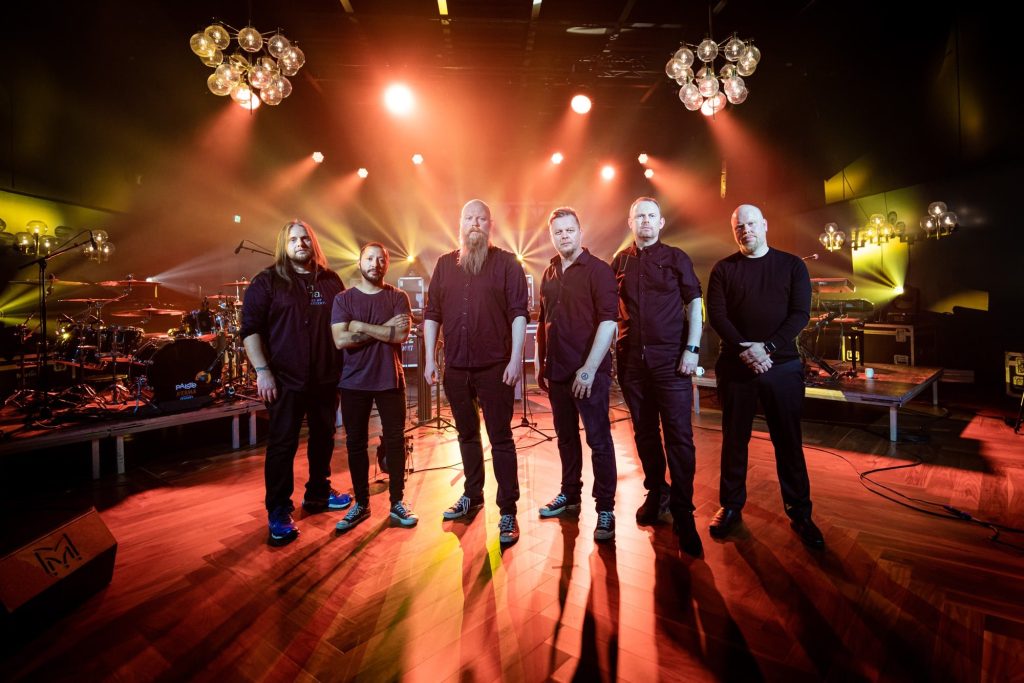 Green Carnation Band
